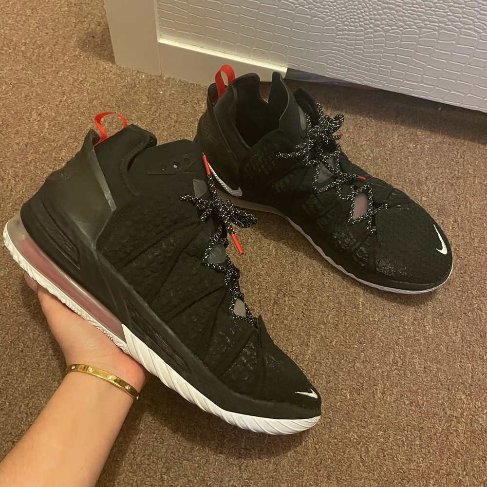 nike lebron 18 bred black university red